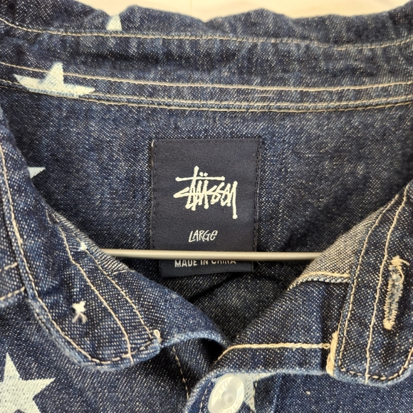 Sold - Stussy Skate Shirt Button Up All Over Print Star Size Large - Picture 3 of 5